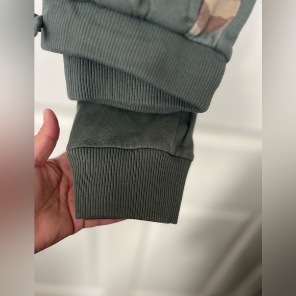 Boys camouflage pant set size 10/12 - Picture 5 of 6